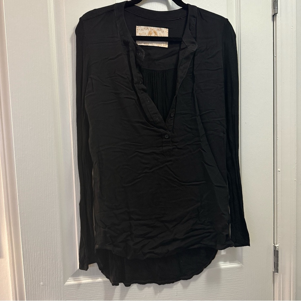 Bella Dahl Black Rayon V-Neck Top Women’s M Lightweight Long Sleeve Shirt